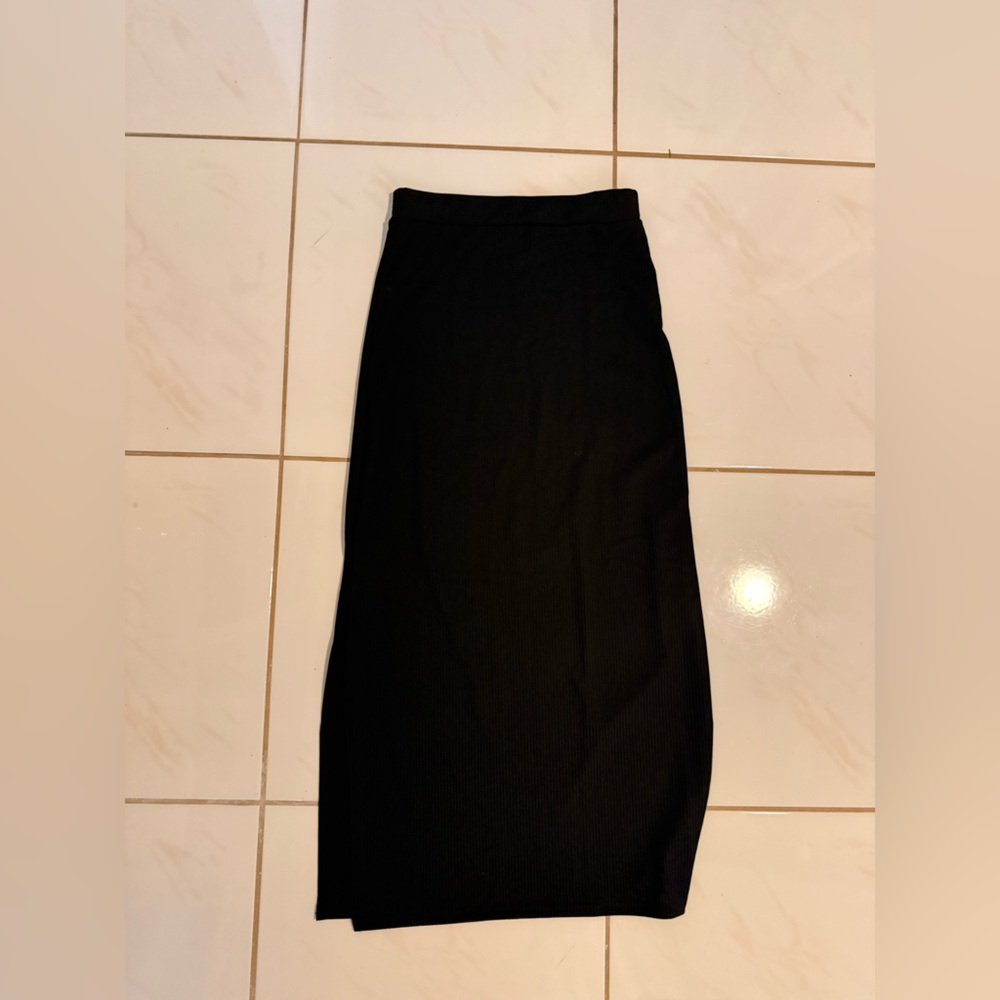 SHEIN Classic Black Pencil Skirt